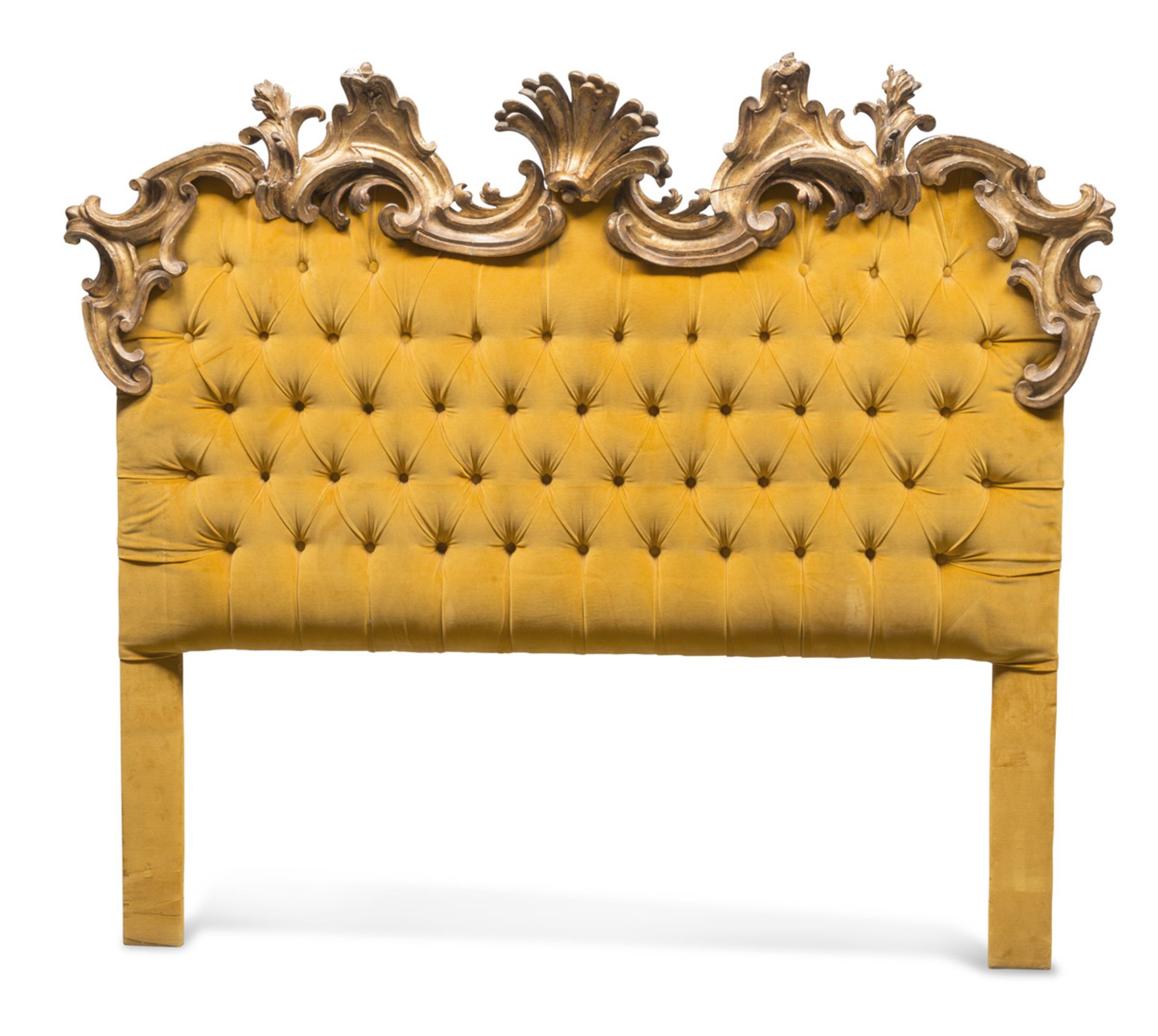 BEAUTIFUL BEDHEAD IN GILTWOOD ELEMENTS OF THE BAROQUE PERIOD