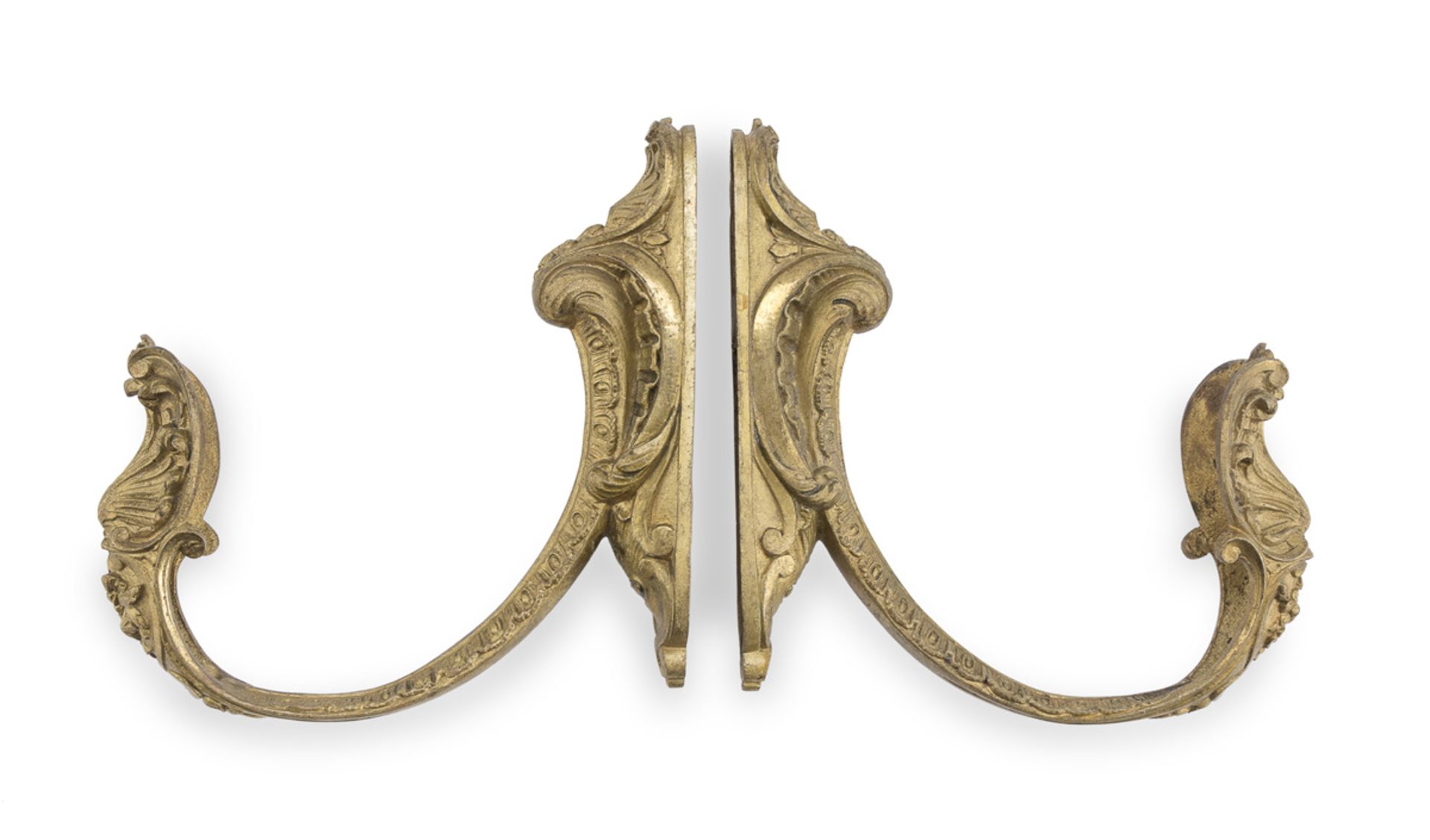 PAIR OF BRONZE CURTAIN RODS 18TH CENTURY