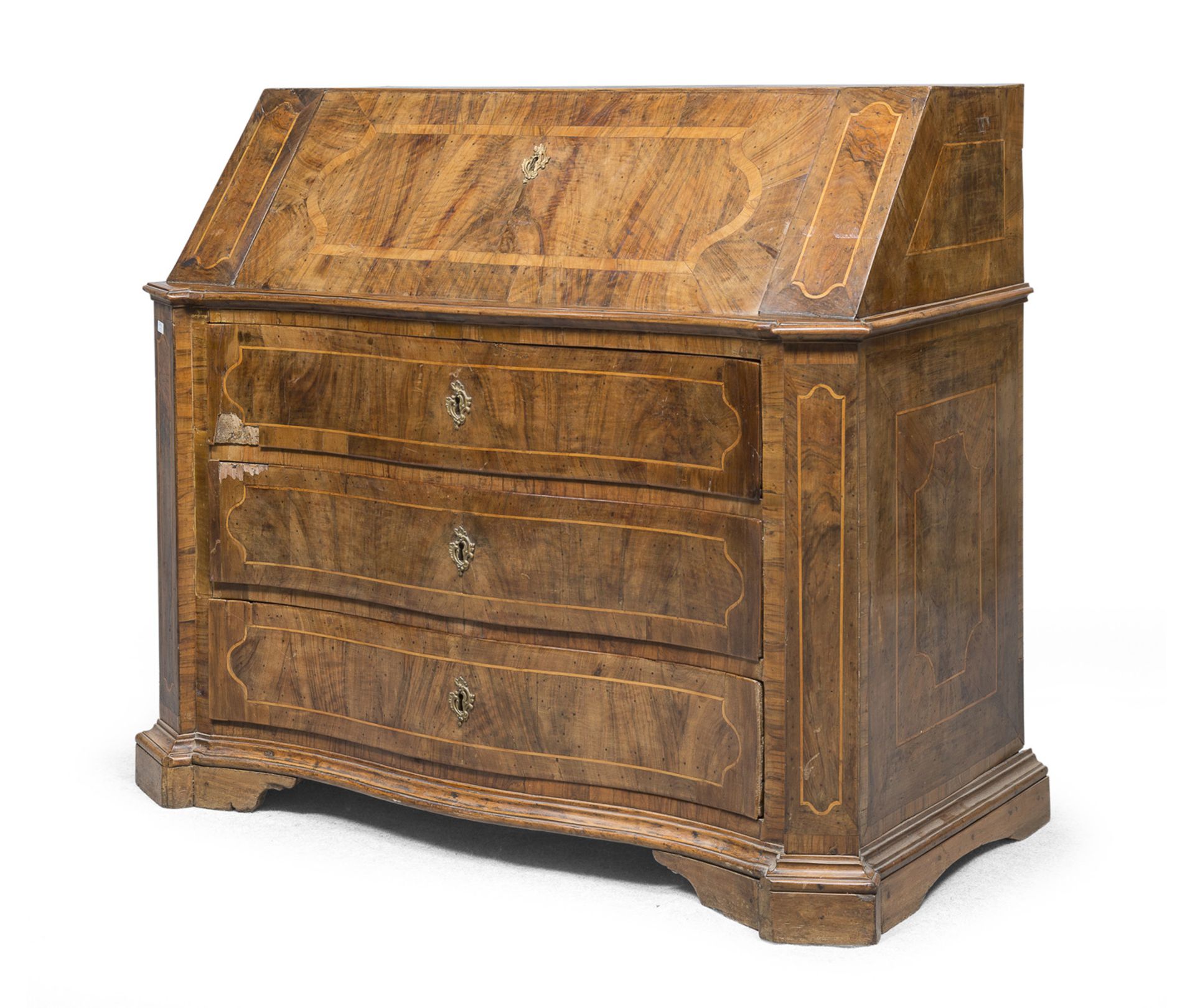 BEAUTIFUL WALNUT DROP-LEAF CHEST OF DRAWERS PROBABLY EMILIA 18TH CENTURY