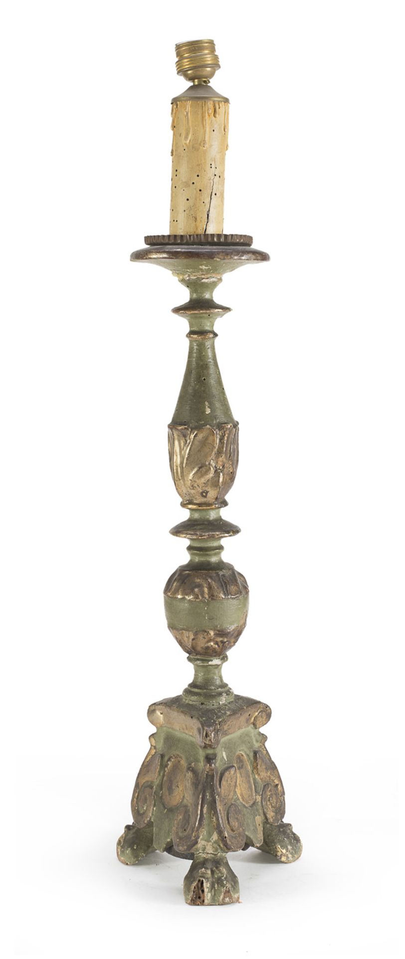 CANDLESTICK IN LACQUERED WOOD MARCHE 18TH CENTURY