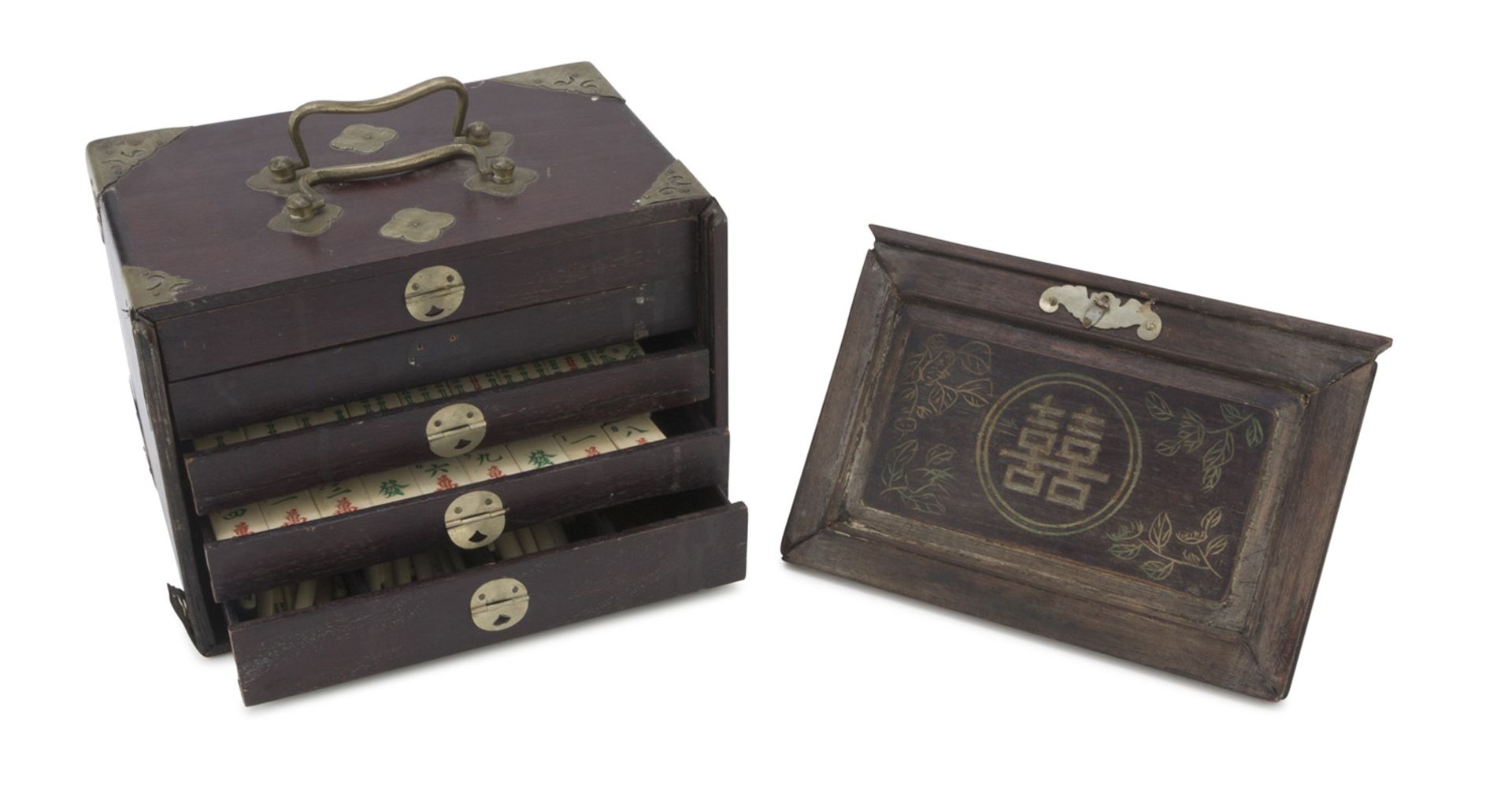 ANCIENT MAHJONG GAME EARLY 20TH CENTURY