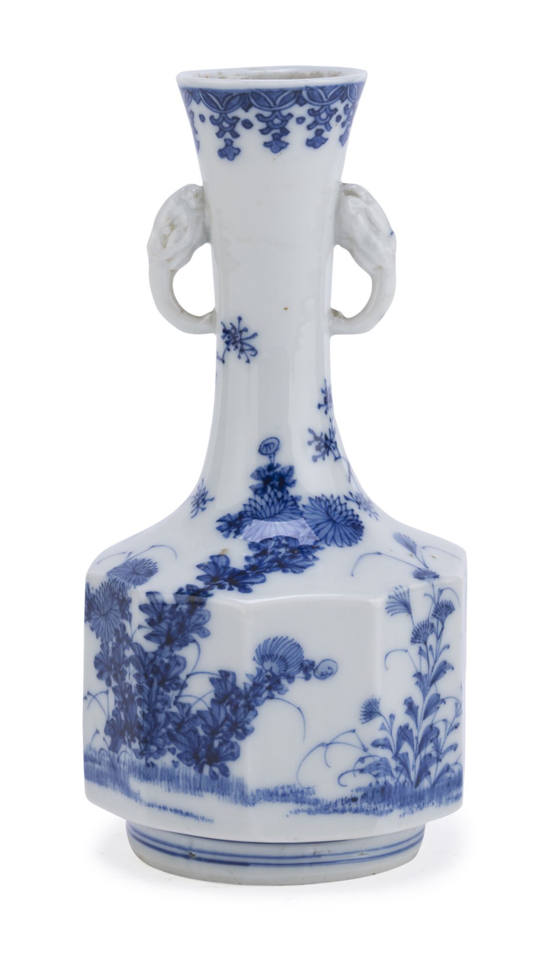 VASE IN WHITE AND BLUE PORCELAIN JAPAN 19th CENTURY