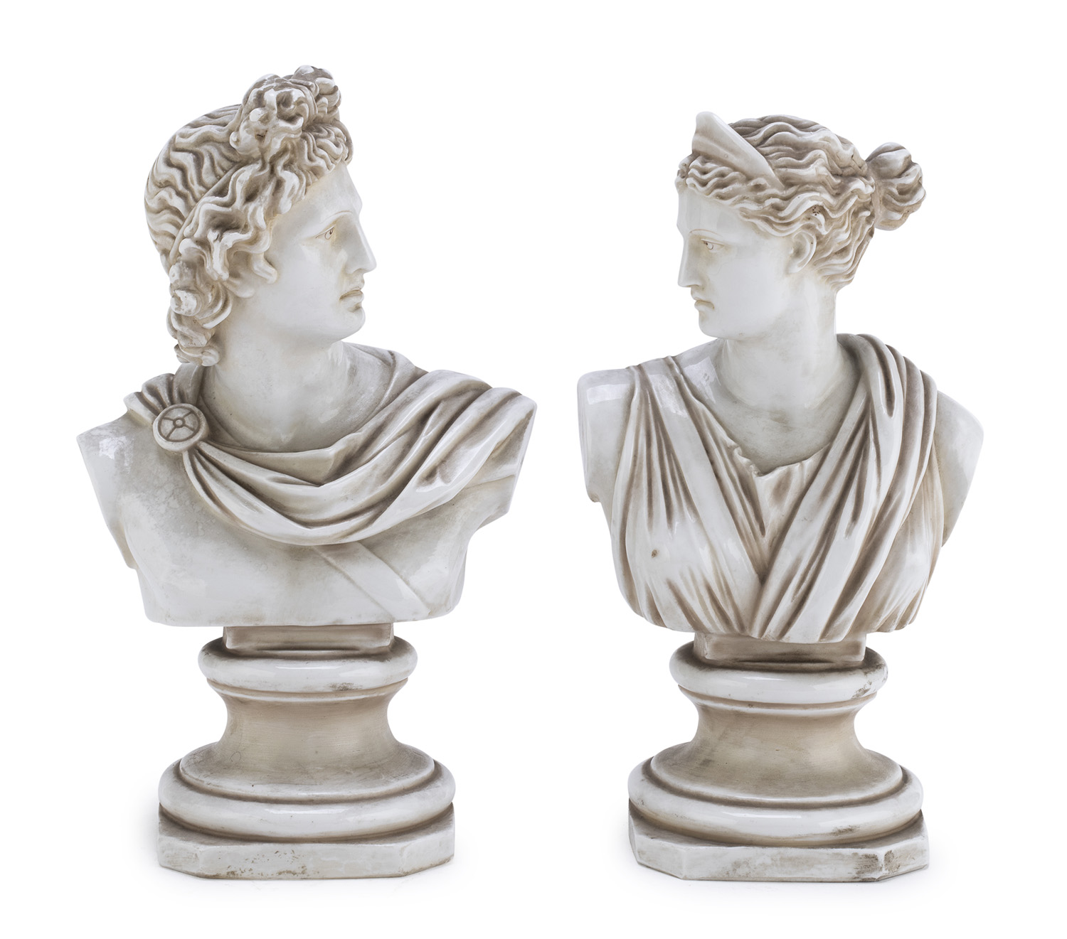 PAIR OF SMALL PORCELAIN BUSTS 20th CENTURY