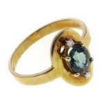 GOLD RING WITH SAPPHIRE AND DIAMONDS