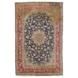 ISFAHAN RUG EARLY 20TH CENTURY