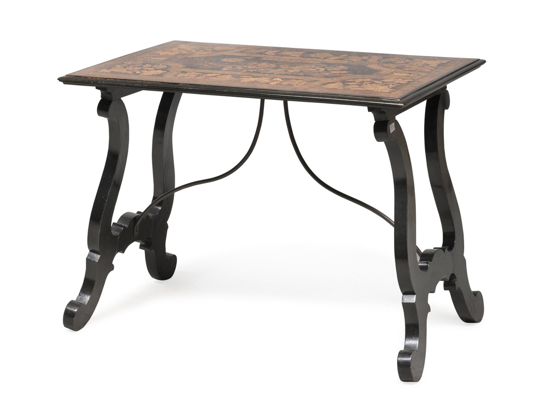 SMALL INLAID FARM TABLE 18TH CENTURY