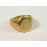 SIGNET RING.