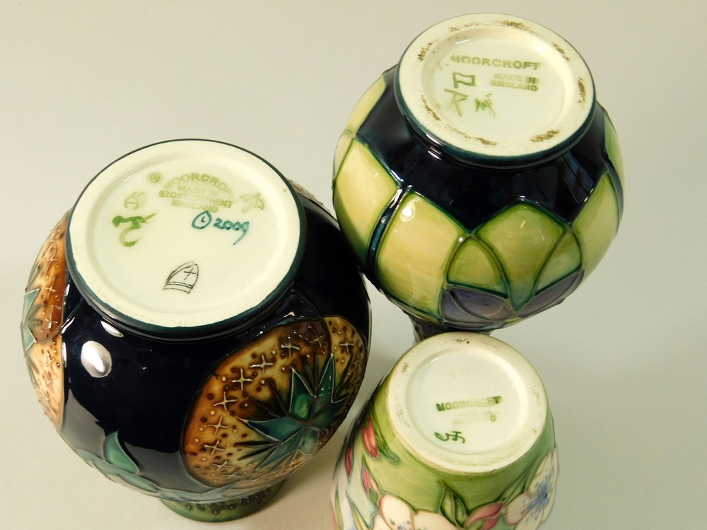 MOORCROFT. - Bild 2 aus 2