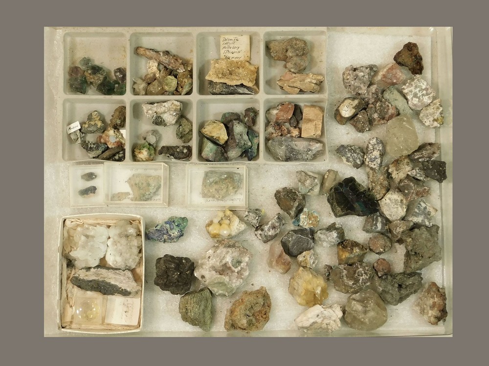 MINERALS & FOSSILS. - Image 4 of 4