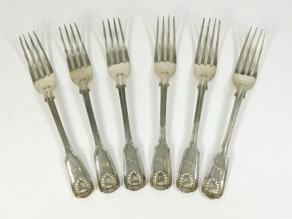 TABLE FORKS.