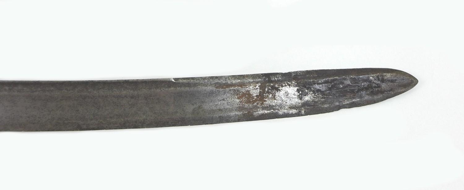 A 19th century white metal and horn handled sword, likely an Indonesian parang or pedang, with - Image 6 of 8