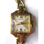 A 9ct gold cased Majex lady's wristwatch, 17 jewels movement, on a 9ct gold bracelet strap with