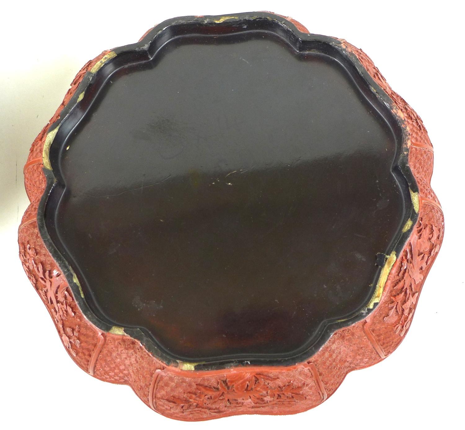 A Chinese early 20th century large box and cover, made to resemble cinnabar lacquer, of six lobed - Image 6 of 6