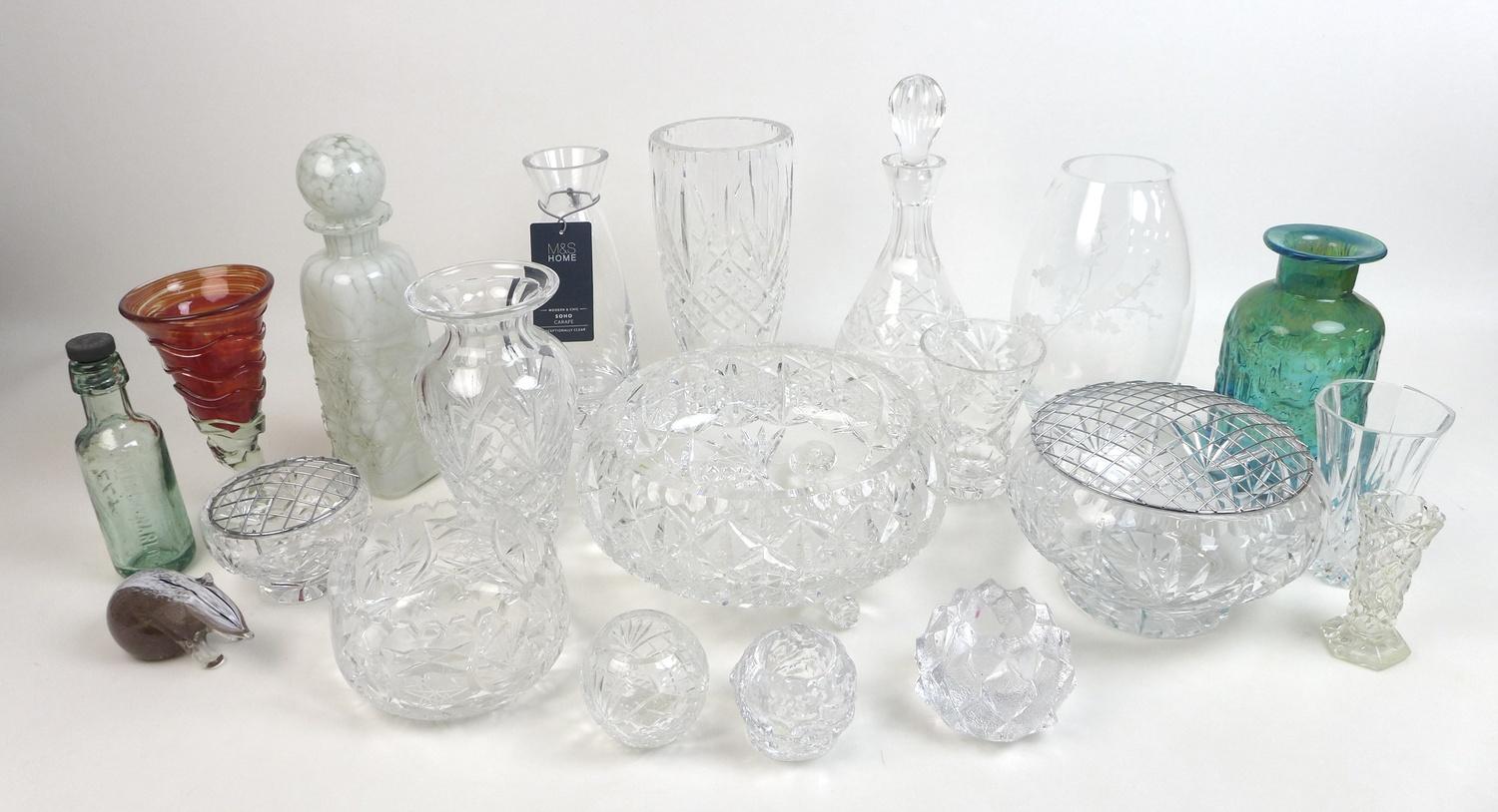 A collection of twenty various glass wares, including a Medina blue and green bottle style vase 9.