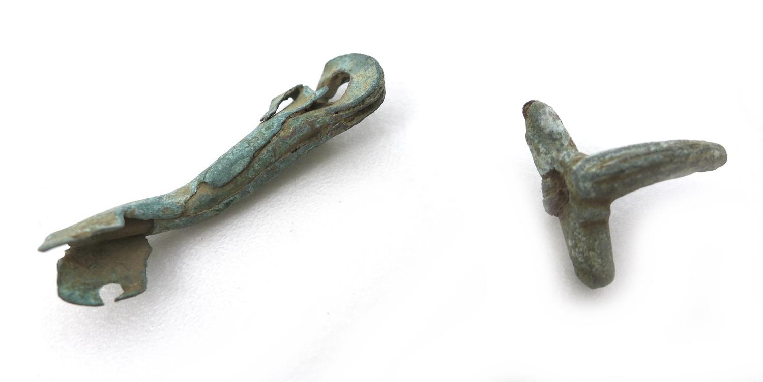 A group of detectorist finds with possible Roman to medieval copper alloy items, comprising two - Image 5 of 6