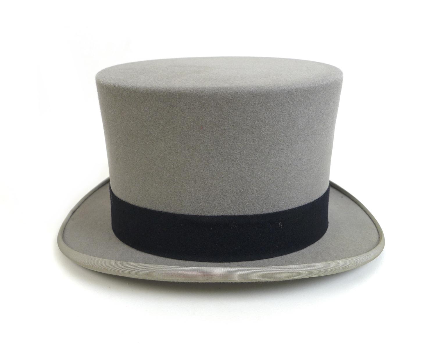 Two vintage grey felt top hats, comprising two a grey felt top hats, with one by Kirsop of Glasgow - Image 9 of 15