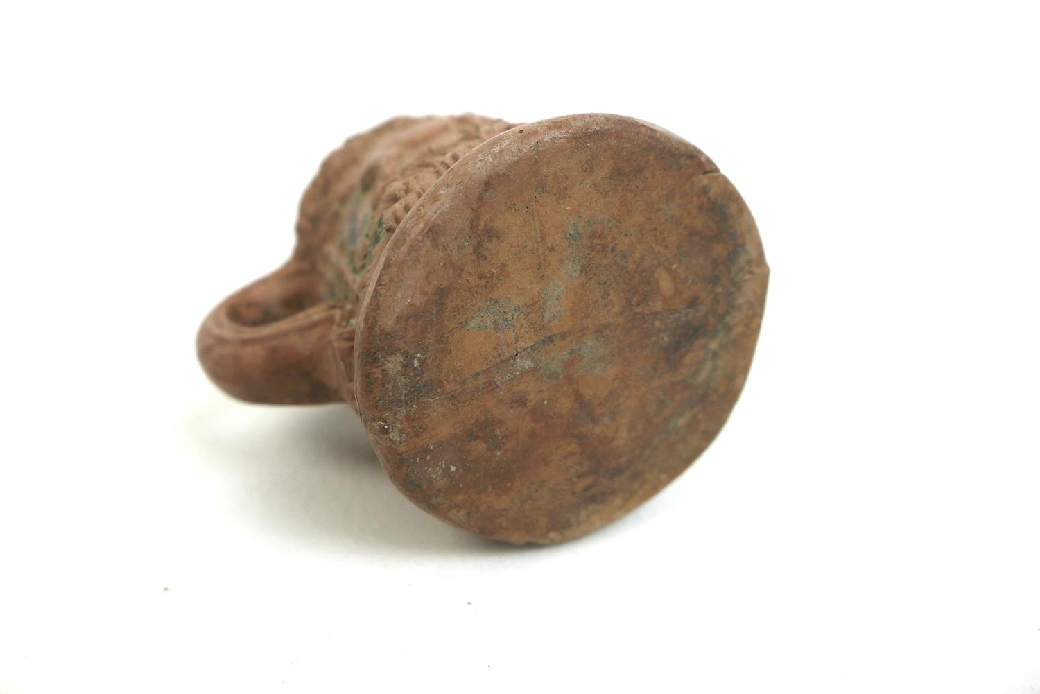 A detectorist found small mid 16th/17th century terracotta tankard, with single handle, with - Image 4 of 5