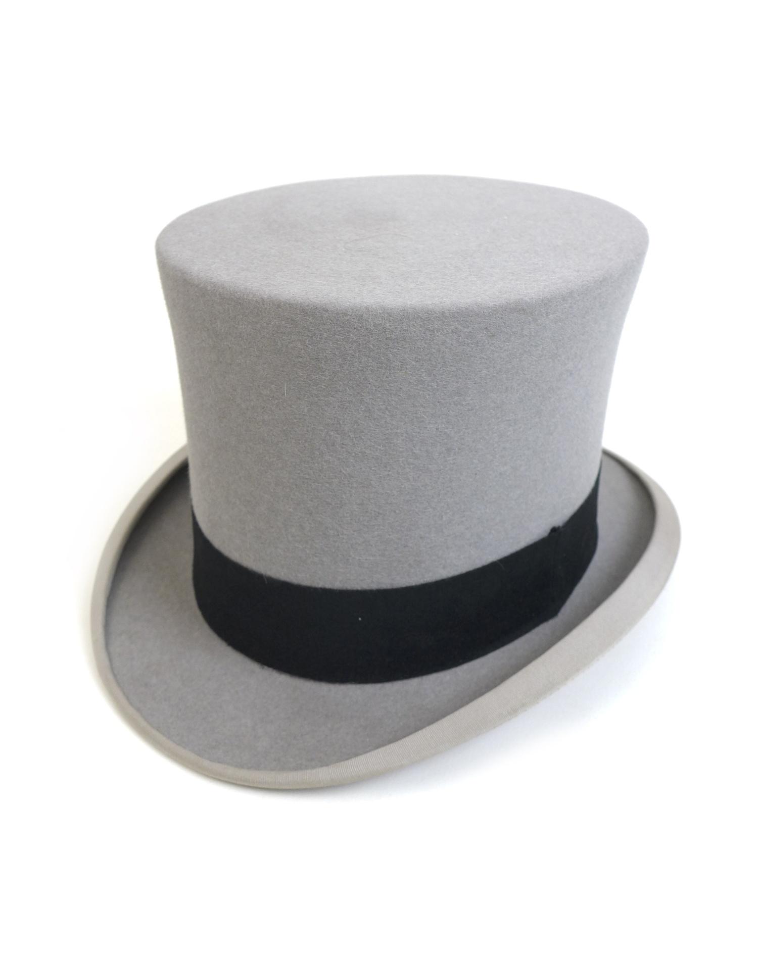 Two vintage grey felt top hats, comprising two a grey felt top hats, with one by Kirsop of Glasgow - Image 2 of 15