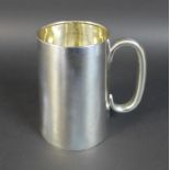 A early 20th century British silver tankard, with rubbed hallmarks but possibly Birmingham, 12 by