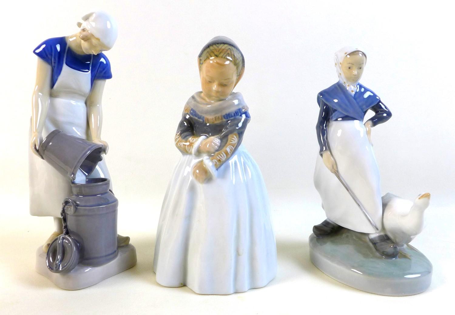 A group of five figurines and a moon flask, comprising Lladro figurine 'Pedro with jug' matte, - Image 2 of 13