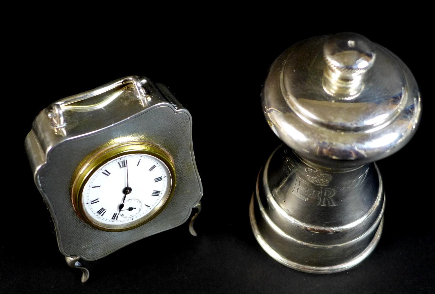 A George V silver cased travel clock of quatrefoil form, with machine turned decoration, rubbed - Image 2 of 8