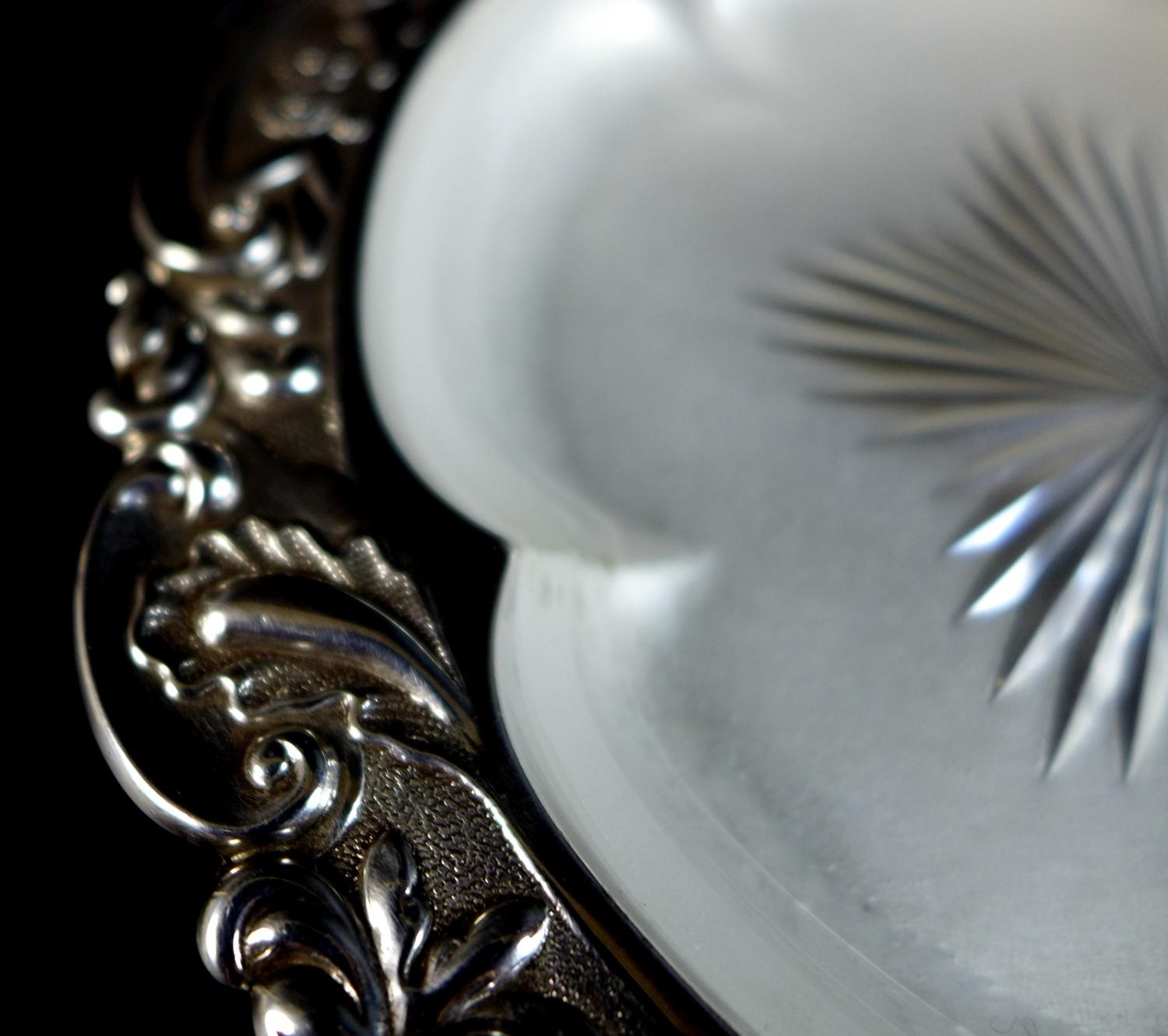 A Victorian silver butter dish, with five lobed bowl, shaped outline with repousse Rococo style - Image 3 of 8