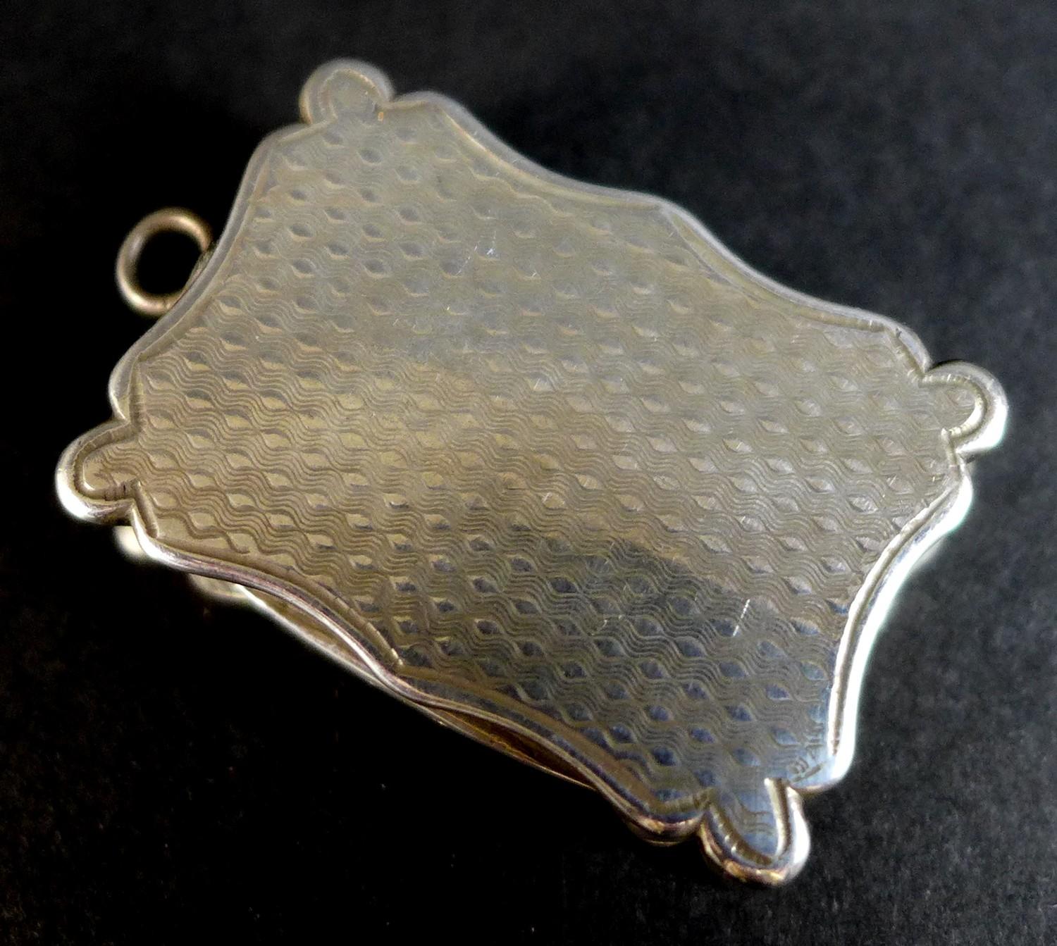 A Victorian silver vinaigrette, of shaped rectangular form, with wave engine turned decoration to - Image 7 of 7