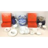 A collection of ceramics, including a large Spode 'Italian' pattern kettle, 33 by 22 by 32cm high, a