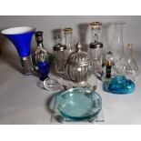 Glassware, comprising; 20th century and later decorative glass items including bowls, jugs,
