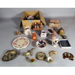 A quantity of mostly early 20th century miniature collectables, including; satsuma vases,