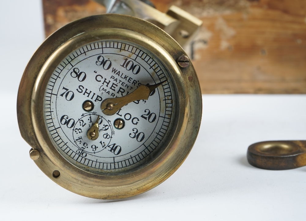 A Walkers Cherub III taffrail ship log with shoe and rotator, boxed and a Gyro Azimuth circle, - Image 3 of 11