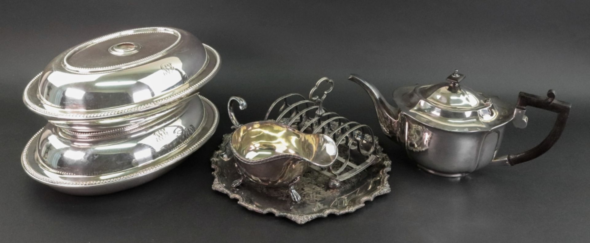 A pair of George III style oval electroplate entree dishes, Goldsmiths & Silversmiths Company,