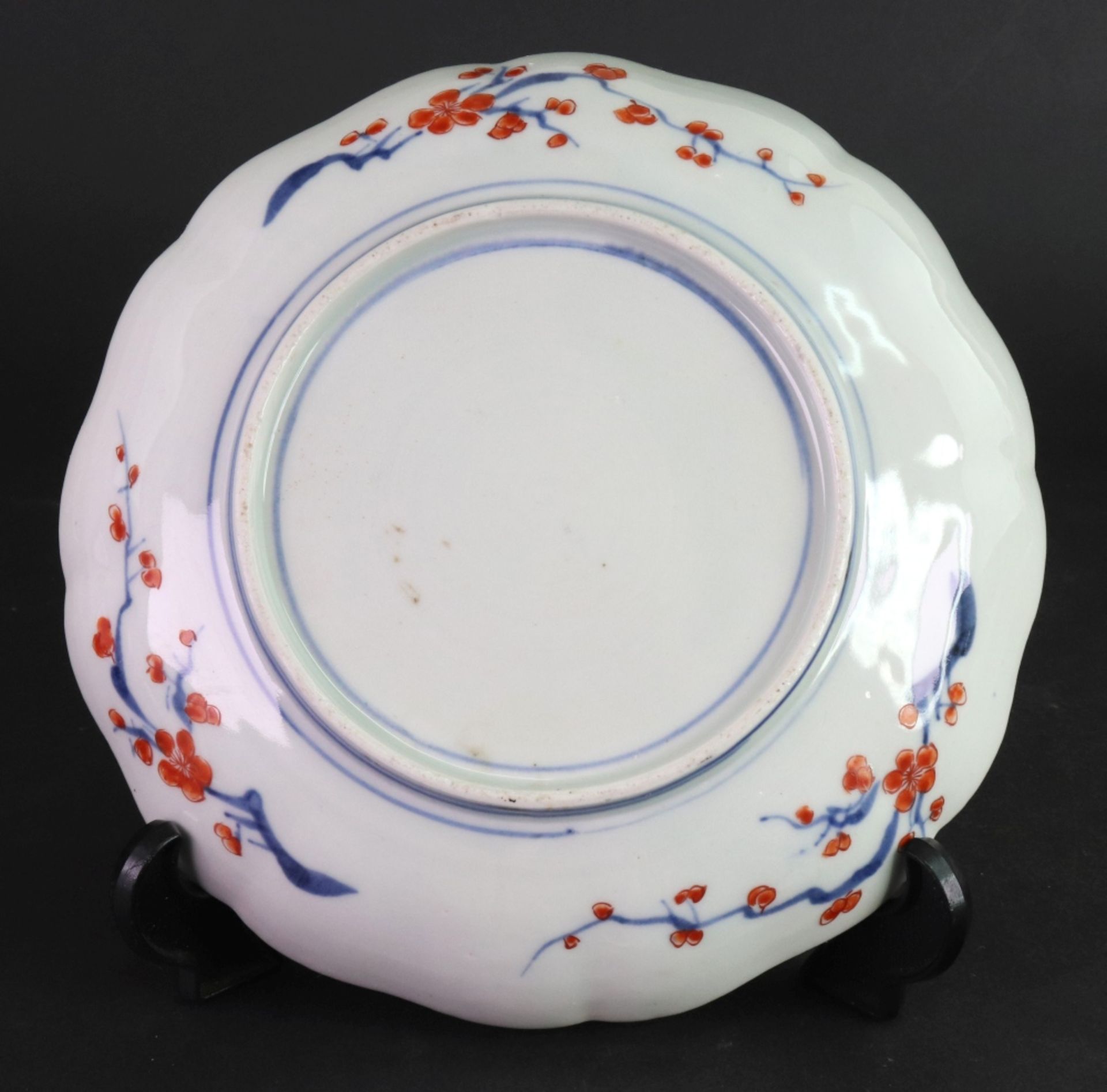 A group of Japanese Imari wares, Meiji. - Image 6 of 8