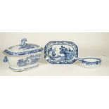 A Chinese export blue and white tureen and associated cover, Qianlong,