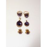 A group of synthetic corundum imitating alexandrite set jewellery,