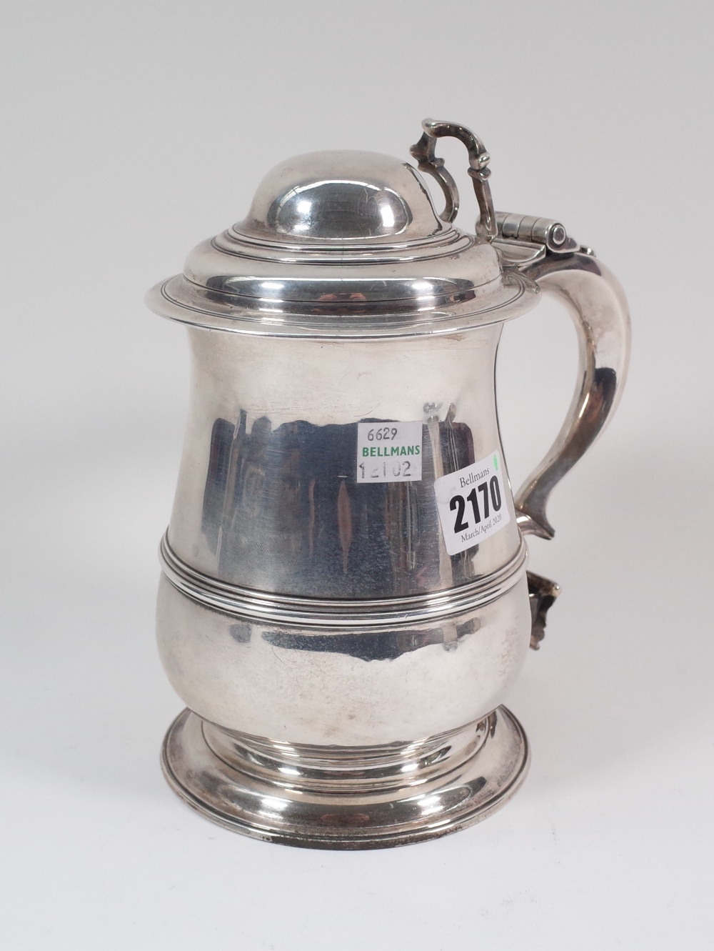 A late George II silver tankard of baluster form, the domed lid with an openwork thumbpiece, - Image 3 of 14