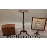 A mahogany and walnut table top cabinet, 47cm wide x 38cm high,