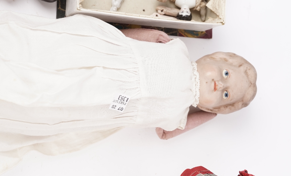 A quantity of early 20th century porcelain dolls, including Armand Marseille, - Image 4 of 4