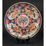 A Japanese Imari dish, Meiji period, pai