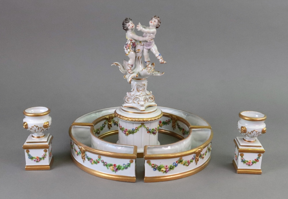 A 'Naples' porcelain centrepiece, 20th c - Image 2 of 3