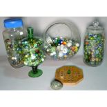 A large quantity of mostly 20th century glass marbles, (qty).