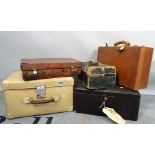 A quantity of mostly early 20th century travelling cases and bags, largest 45cm wide x 26cm high.