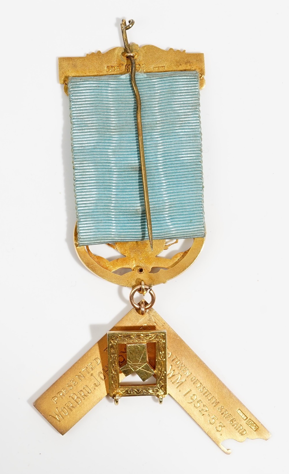 A Devonshire Lodge No 625 gold, gilt metal and enamelled Masonic jewel, - Image 2 of 2