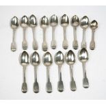 Silver fiddle pattern teaspoons, comprising: one London 1824, five London 1825,