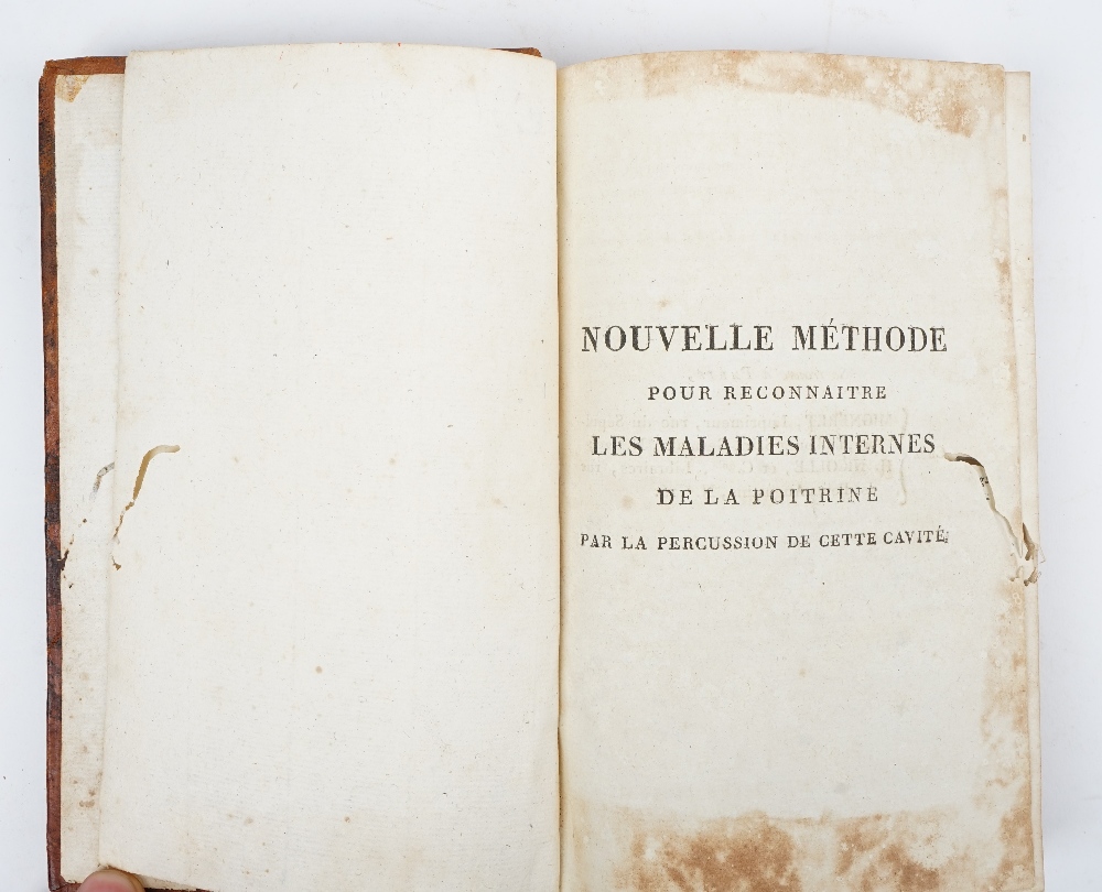 AUENBRUGGER, Leopold (1722-1809) & Jean-Nicolas CORVISART (1755-1821, translator & editor). - Image 2 of 4