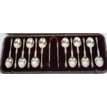 A set of twelve Victorian silver teaspoons,