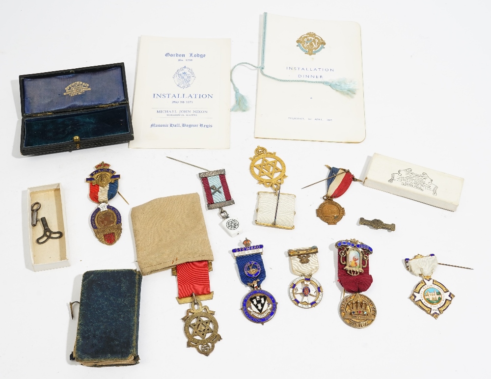 A collection of Masonic regalia and further items, - Image 9 of 11