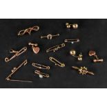 A collection of 9ct gold jewellery, comp