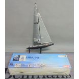 BMW, A model of the yacht 'Oracle'.105cm long (Boxed).