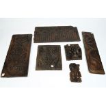 Six various 17th century carved oak fragments (6).